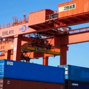 Port Equipment for Unmanned Container Yard